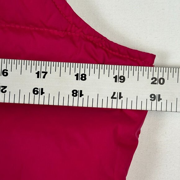 Land's End Women's S 6-8 Down Puffer Vest Hot Pink Nylon Quilted Snap Warm - Picture 3 of 8